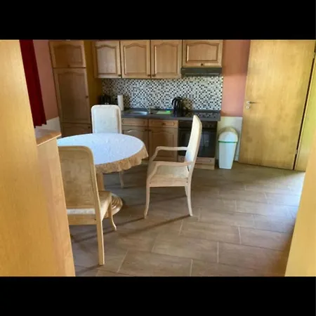 Ostseefewo Moench Re